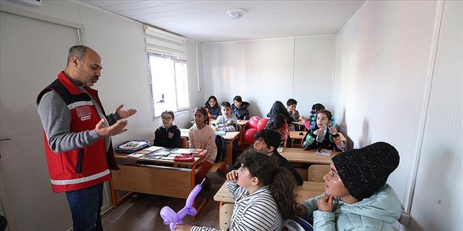Depremde zarar gören tescilli yapıların proje ve uygulama yardımlarına başvuru süresi uzatıldı