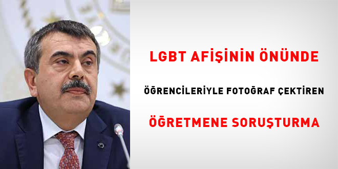 LGBT afiinin nnde rencileriyle fotoraf ektiren retmene soruturma