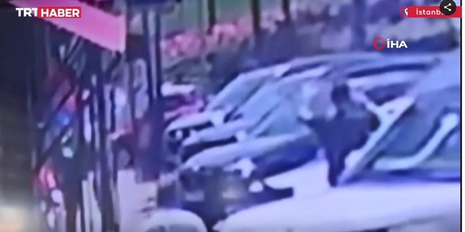 Kontrolden çıkan cip pastaneye daldı