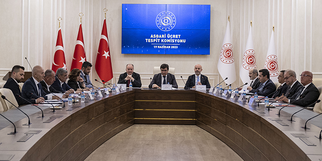 İkinci toplantı bitti: Türk-İş'ten 'dolar üzerinden pazarlık yapmıyoruz' açıklaması