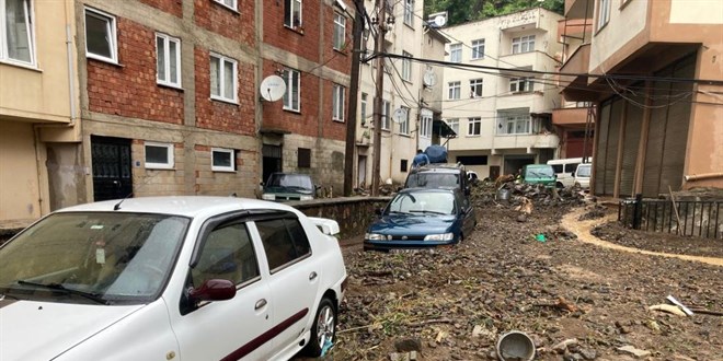 Başkandan 'afet' açıklaması: Her tarafımızı yıktı, büyük heyelanlar oluştu