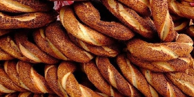 Bursa'da simit fiyatı 10 TL'ye yükseldi