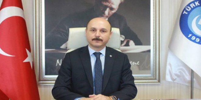 Talip Geylan'dan proje okulu öğretmenlerinin görev süresinin uzatılmasına tepki
