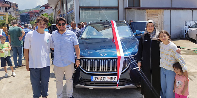 Kastamonu'da ilk Togg sahibine teslim edildi