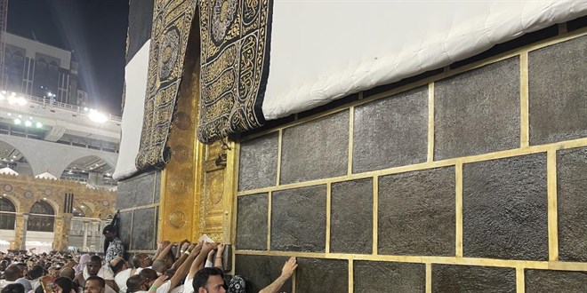 Bu yıl 150 ülkeden 1,8 milyon kişi hacı oldu