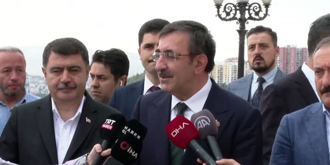 'Ülkemizin huzur, esenlik içinde bu bayramı tamamlamasını temenni ediyoruz'