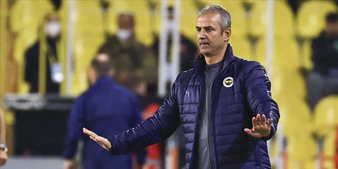 Fenerbahçe'de İsmail Kartal dönemi resmen başladı