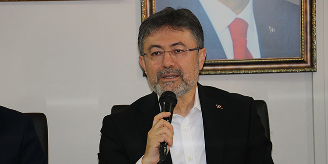 Bakan Yumaklı: Bir karış ekilmeyen toprağımız kalmasın istiyoruz
