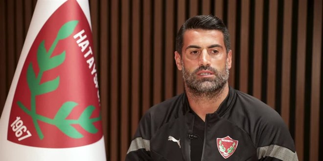 Volkan Demirel, Hull City ile oynayacakları karşılaşma öncesi Hataylılara mesaj gönderdi