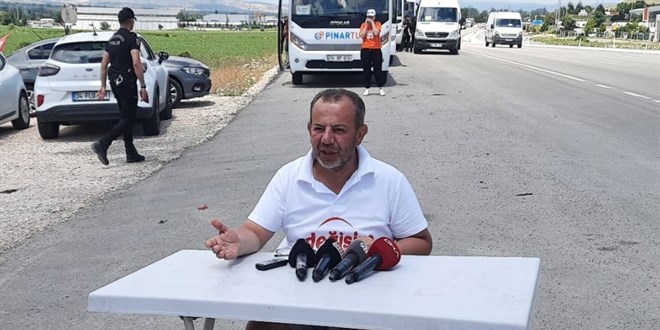 Tanju Özcan: Genel Başkan o kadar rahat ki sanki sınıf başkanlığı seçimini kaybetmiş