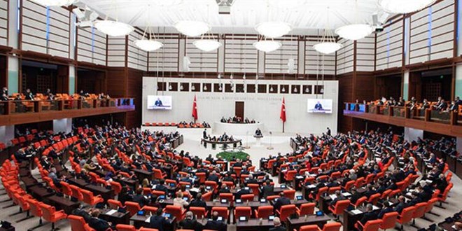 Milyonlarca memur ve emekliyi yakından ilgilendiriyor! İlk 4 madde kabul edildi