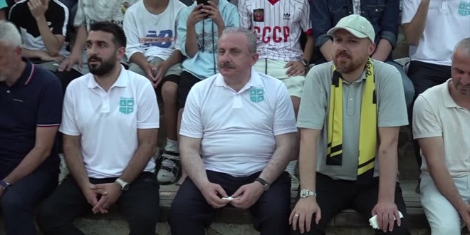 Şentop ve Bilal Erdoğan, gençlerle buluştu