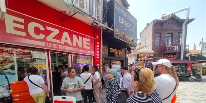 Bulgarlar ilaçlarını da Edirne'den alıyor