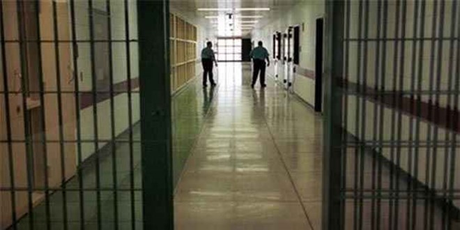 Kovid-19 iznindeki hükümlülerle ilgili yasal düzenleme uygulanmaya başlanıyor