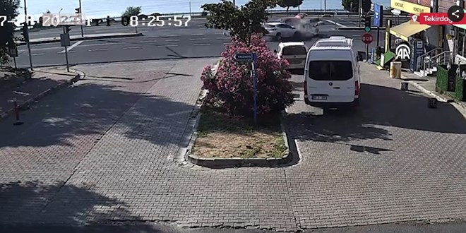 Tekirdağ'da feci kaza: 2 ölü, 3 yaralı