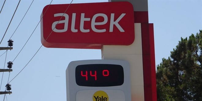 Adana'da belediyeden anons: Güneşe ateş etmeyin