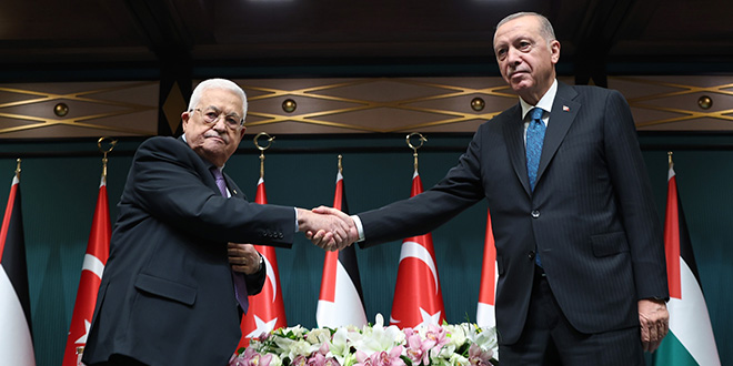 Erdoğan: Kutsal mekanların tarihi statükosuna yönelik eylemleri kabul edemeyiz