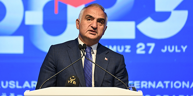Bakan Ersoy: Türkiye Bursları'na 162 ülkeden 117 bin 367 başvuru yapıldı