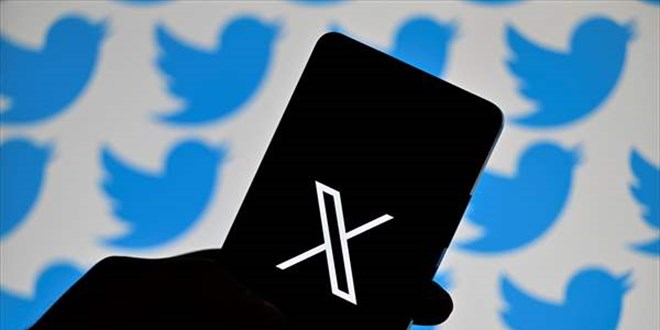 Elon Musk'ın, Twitter binasındaki logoyu 'X' ile değiştirmesi tartışma yarattı