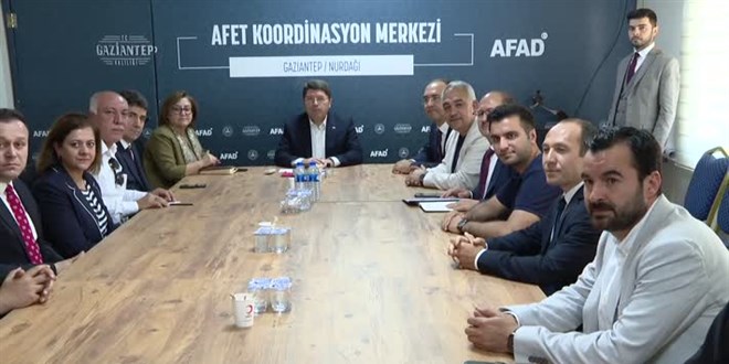 11 ağır hasarlı cezaevimizi kapattık ve 12 bin hükümlü ve tutukluyu da başka illere naklettik
