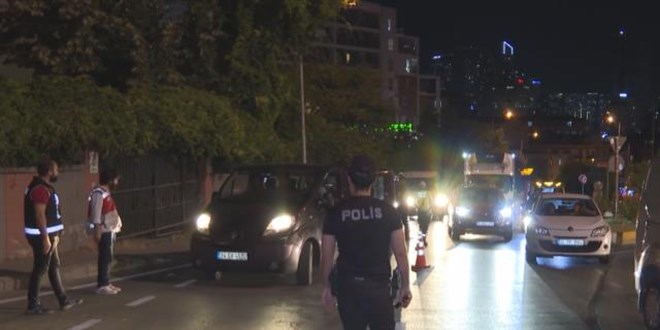 Esenyurt'taki genel asayiş uygulamasında 28 bin 890 kişi denetlendi