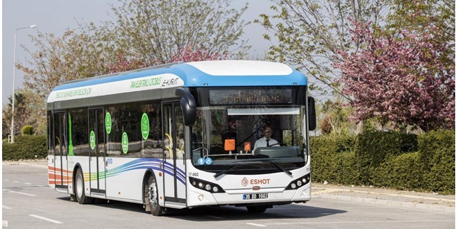 İzmir'de toplu ulaşıma zam
