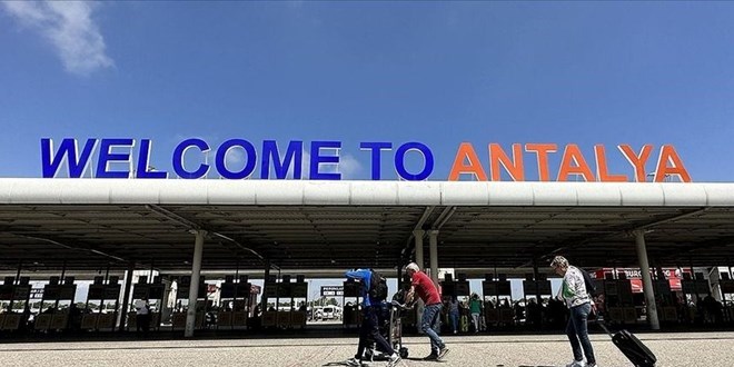 Antalya'ya 7 ayda 8 milyon 184 bin 89 turist