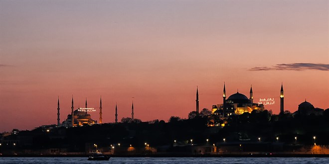 İstanbul'un yılın ilk yarısında ağırladığı yabancı turist yüzde 17 arttı