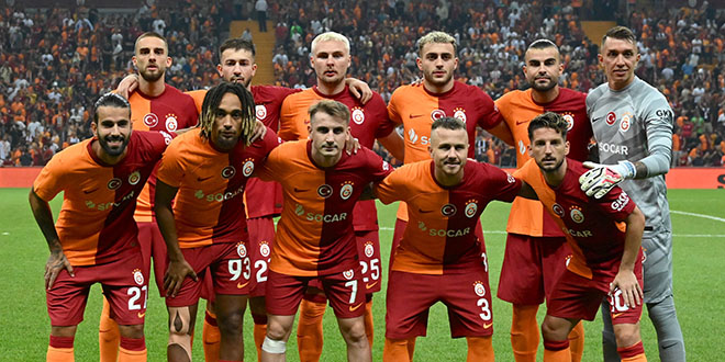 Galatasaray evinde turladı