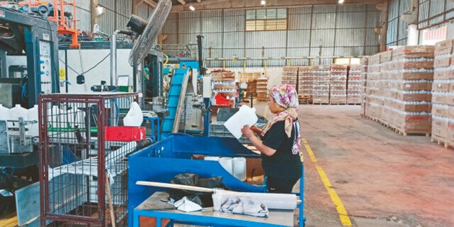 Depremzede işçi döndü bölge sanayii canlandı
