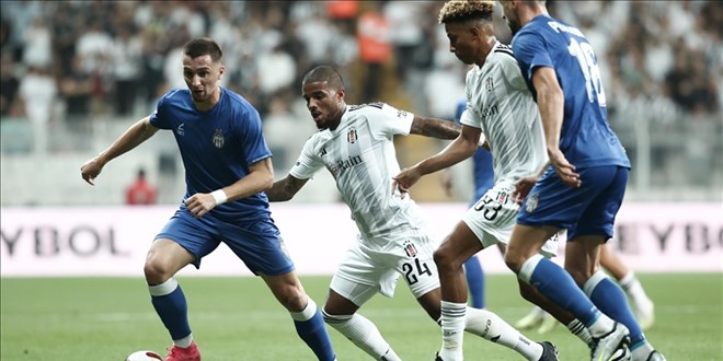 Adana Demirspor ve Beşiktaş, Konferans Ligi'nde bir üst tura yükseldi