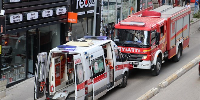 Erzurum'da asansörün düşmesi sonucu 2 kişi yaralandı