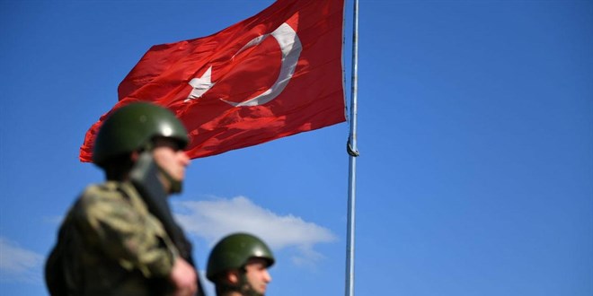 Sınırdan yasa dışı yollarla Türkiye'ye geçmek isteyen 6 kişi yakalandı
