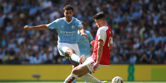 İngiltere Süper Kupa'yı Arsenal kazandı