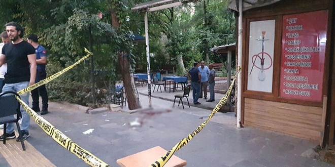 Nişana davet edilmeyen kardeş, babası ve kardeşini tabancayla yaraladı