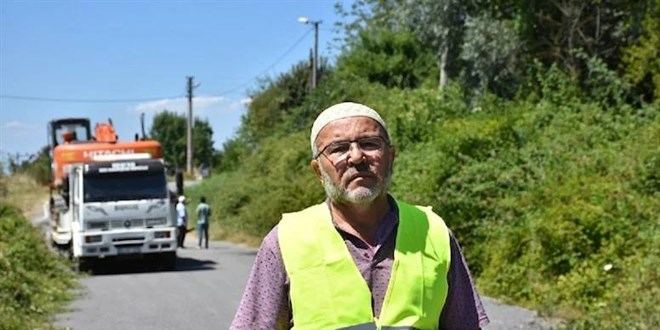 'Arazi benim' dedi, mahallenin yolunu kapattı