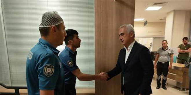 Kastamonu Valisi Çakır yaralanan polisleri ziyaret etti