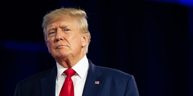 Trump, gizlilik kararı talep edilen davalar hakkında konuşmaya devam edeceğini açıkladı