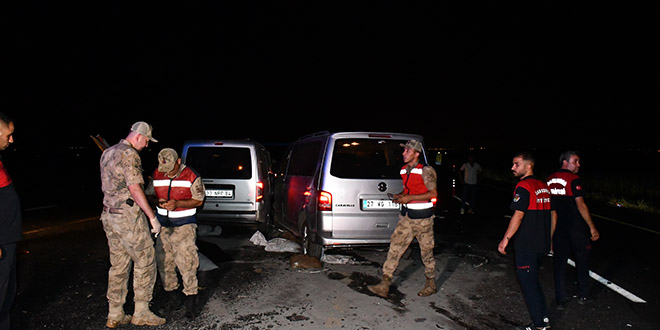 3 aracın karıştığı kazada 3 kişi öldü, 11 kişi yaralandı