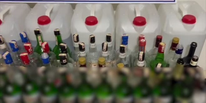 Antalya'da sahte ve kaçak içki ele geçirildi