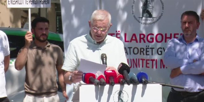 FETÖ'ye yakın Arnavutluk İslam Birliğindeki seçim usulsüzlüklerine karşı eylem