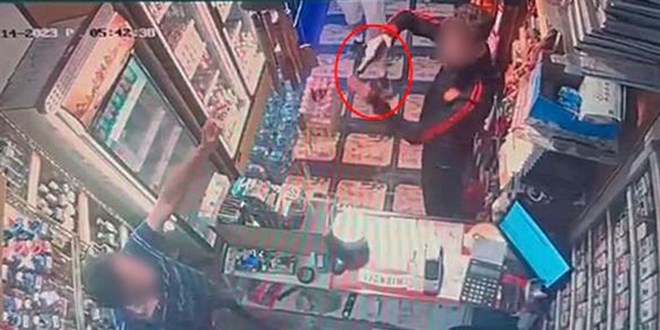 Tekel bayisinde dehşet: Kurşun yağdırdı, tekme tokat saldırdı