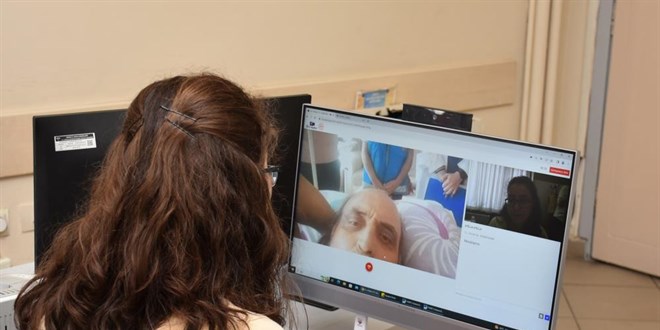 Hastaneye gelemeyen uzaktan muayene edilecek