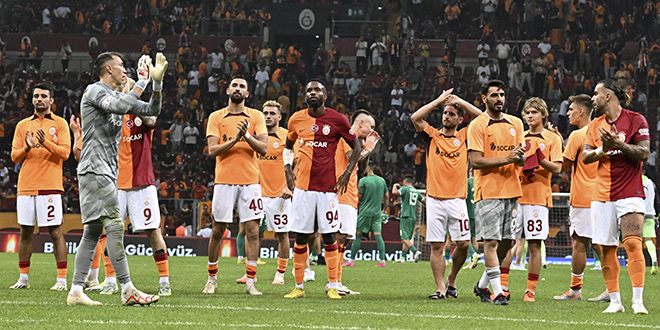 Galatasaray, Şampiyonlar Ligi'nde play-off turuna yükseldi