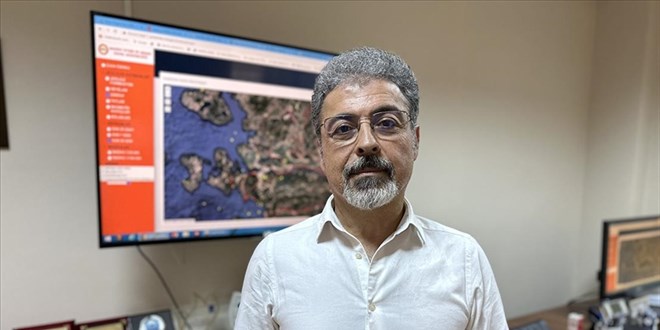 Prof. Sözbilir 'yeni fay kırılmaları' hakkında açıklama yaptı