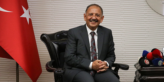 Bakan Özhaseki: Deprem bölgesinde taviz yok, başkanlar dimdik duracak