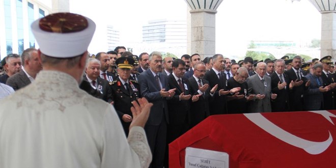 Şehit Polis Yusuf Çağatay Sanalp son yolcuğuna uğurlandı