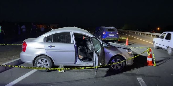 Yozgat'ta iki otomobil çarpıştı, 1 kişi öldü, 2 kişi yaralandı