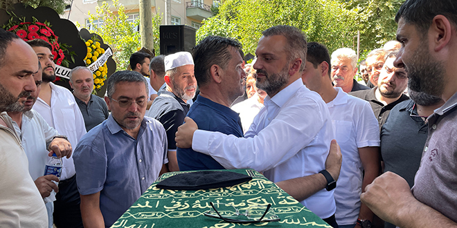 AK Parti Bartın İl Başkanı Arslan'ın trafik kazasında ölen oğlu defnedildi