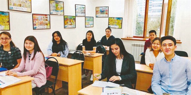 Dünya'da Türkçe'ye ilgi artıyor